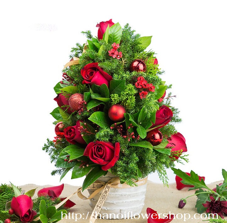 Christmas tree rose decoration